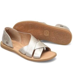 Born Women's Ithica sandals in a metallic leather finish Size 10 Slip On
